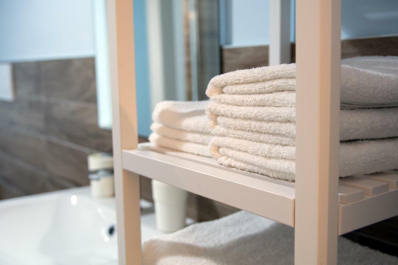 Le Quattro Stagioni Apartment เลวิโกแตร์เม ภายนอก รูปภาพ